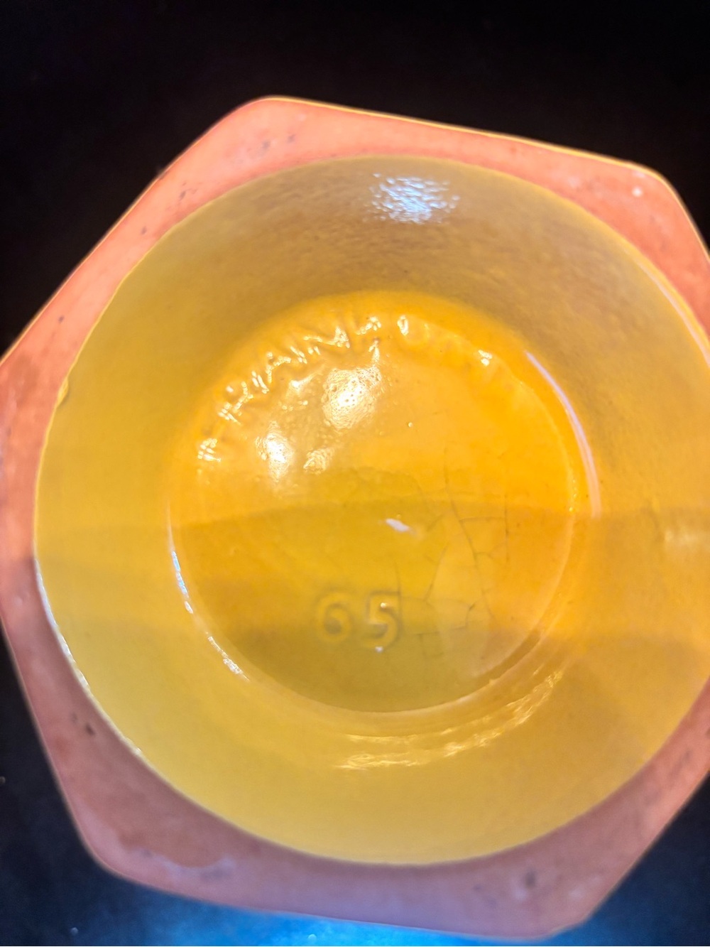 VINTAGE FRANKOMA POTTERY TULIP VASE OR HOUSE PLANTER MCM AUTUMN YELLOW! - Picture 6 of 8